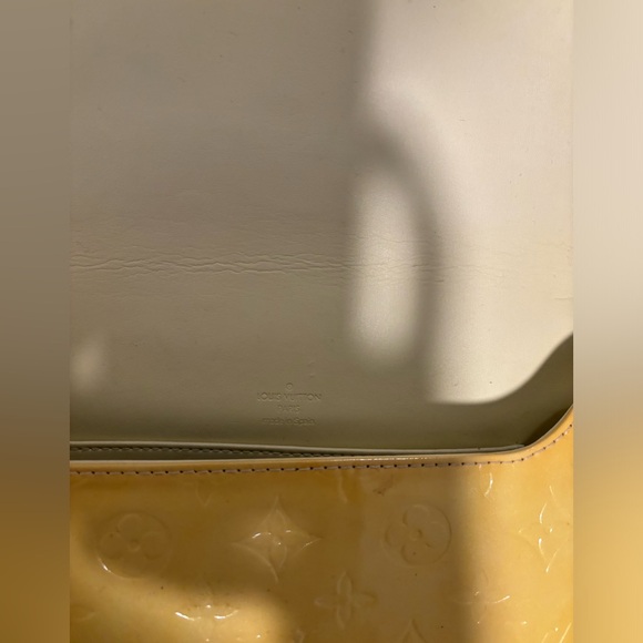Louis Vuitton Vernis Thompson Monogram Yellow Patent Leather Street Bag 1999 - Picture 8 of 16
